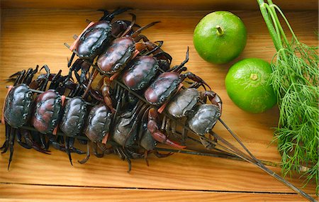 simsearch:659-08419276,k - Crayfish skewers, limes and dill (Thailand) Foto de stock - Sin royalties Premium, Código: 659-07609621