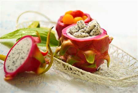 south east asian cuisine - Dragon fruit and melon salad (Thailand) Stock Photo - Premium Royalty-Free, Code: 659-07609623