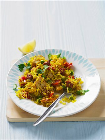 Paella with chicken and chorizo Stock Photo - Premium Royalty-Free, Code: 659-07609674