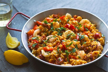 shrimp recipe - Paella with chorizo and king prawns Stock Photo - Premium Royalty-Free, Code: 659-07610294