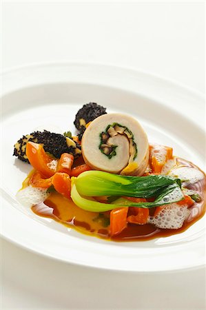 simsearch:659-06495240,k - Saddle of rabbit on a carrot medley Foto de stock - Sin royalties Premium, Código: 659-07610346