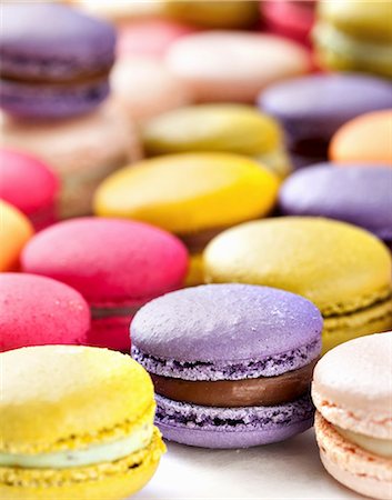 simsearch:659-07739024,k - Lots of colourful macaroons Stock Photo - Premium Royalty-Free, Code: 659-07739026