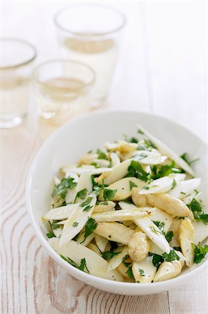 ensaladera - White asparagus salad with parsley Foto de stock - Sin royalties Premium, Código: 659-07739262
