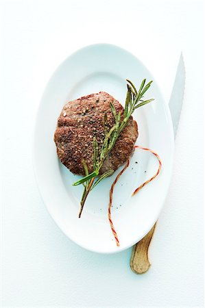 rosemary sprig - Medallion of beef fillet Stock Photo - Premium Royalty-Free, Code: 659-07739874