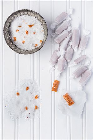 Homemade Fleur de Sel with caramel Stock Photo - Premium Royalty-Free, Code: 659-07958403