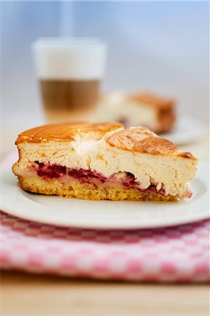 Raspberry cheesecake Stockbilder - Premium RF Lizenzfrei, Bildnummer: 659-07958714