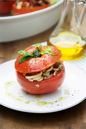 simsearch:659-08940783,k - A tomato filled with pasta salad Stock Photo - Premium Royalty-Free, Code: 659-07958724