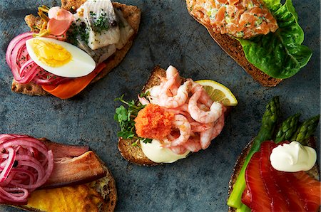 Smörgasar (Swedish open sandwiches) Photographie de stock - Premium Libres de Droits, Code: 659-07958800