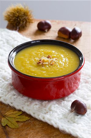 first course - Autumnal chestnut soup Stock Photo - Premium Royalty-Free, Code: 659-08147125
