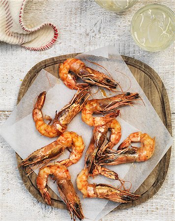 simsearch:659-08940877,k - Grilled prawns on parchment paper Stock Photo - Premium Royalty-Free, Code: 659-08147442