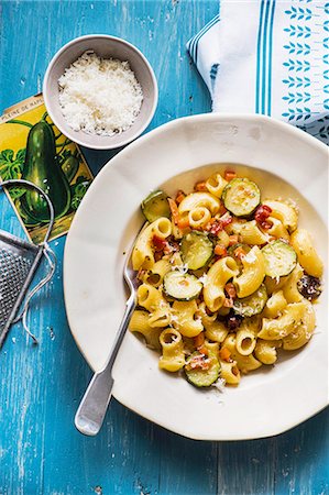 squash recipe - Pasta with courgette and Parmesan cheese Stock Photo - Premium Royalty-Free, Code: 659-08147543