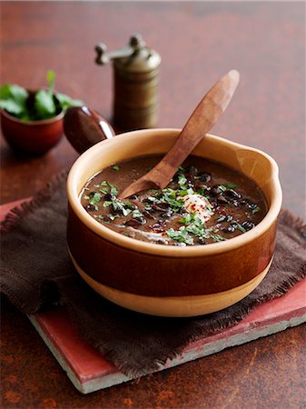 Black bean soup from Mexico Stock Photo - Premium Royalty-Free, Code: 659-08147706