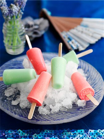 Home-made fruit ice lollies Stock Photo - Premium Royalty-Free, Code: 659-08147784