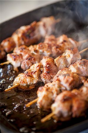 simsearch:659-06185843,k - Veal kebabs being fried Stock Photo - Premium Royalty-Free, Code: 659-08148245