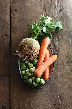 Root and cabbage vegetables Stock Photo - Premium Royalty-Free, Code: 659-08419128