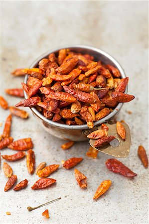 Dried chilli peppers Stock Photo - Premium Royalty-Free, Code: 659-08419548