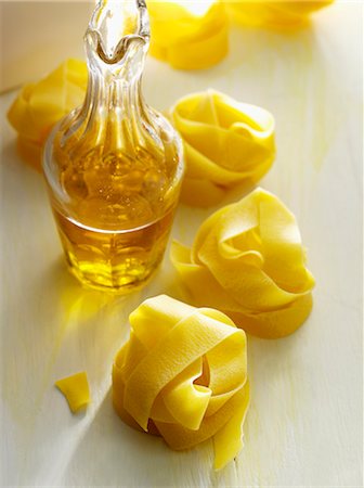 raw pasta photography - Pappardelle and olive oil Stock Photo - Premium Royalty-Free, Code: 659-08419819