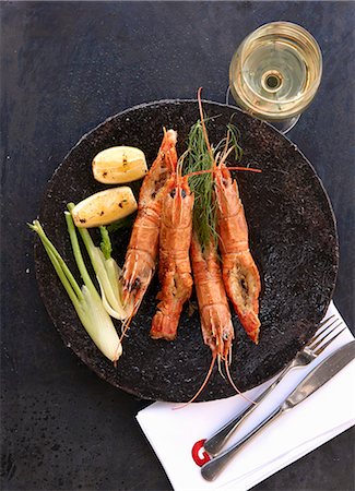shrimp recipe - Langoustines with fennel and potatoes Stock Photo - Premium Royalty-Free, Code: 659-08420105
