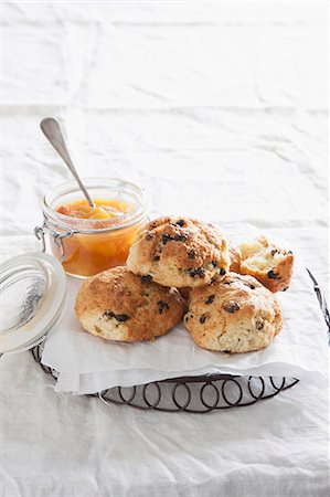 scone recipe - Scones with peach soup Stock Photo - Premium Royalty-Free, Code: 659-08512865