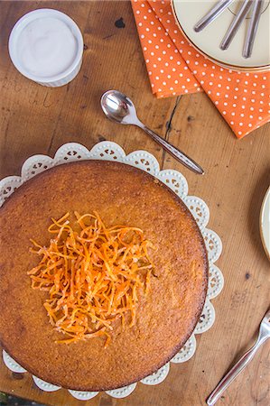 Carrot cake Fotografie stock - Premium Royalty-Free, Codice: 659-08512999