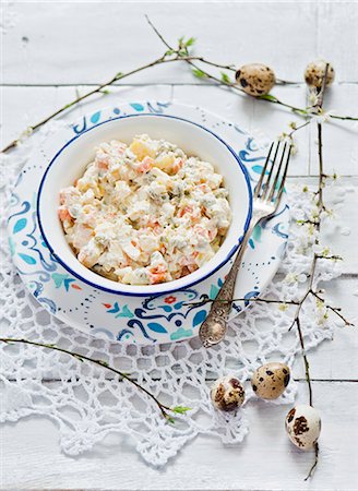 simsearch:659-06153284,k - Traditional vegetable salad with mayonnaise for Easter (Poland) Stock Photo - Premium Royalty-Free, Code: 659-08513128