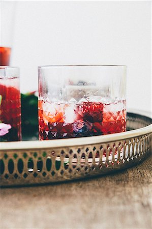 Berry drink with ice cubes Stock Photo - Premium Royalty-Free, Code: 659-08895370