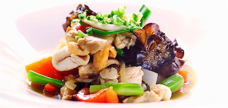 simsearch:659-08896832,k - Wok-fried vegetables with chicken Stock Photo - Premium Royalty-Free, Code: 659-08895853