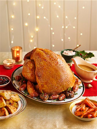 simsearch:659-08906471,k - Whole Turkey Sides Foto de stock - Sin royalties Premium, Código: 659-08896808