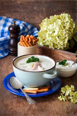 simsearch:659-08896845,k - Hot thick soup from chicken and potatoes Stock Photo - Premium Royalty-Free, Code: 659-08896843