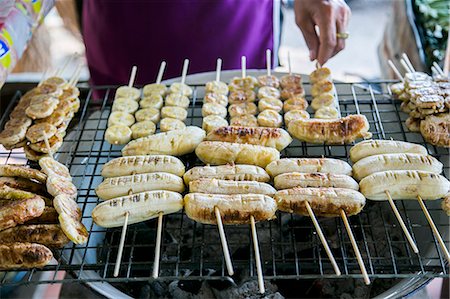 snackbar - Bananas on a barbecue Foto de stock - Sin royalties Premium, Código: 659-08904905