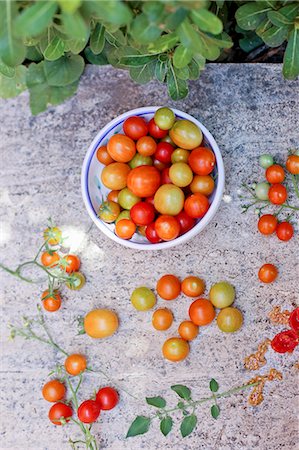 simsearch:633-01272776,k - Italian cherry tomatoes Foto de stock - Royalty Free Premium, Número: 659-08905492