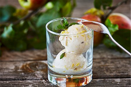 sorbetto - Apple sorbet Stock Photo - Premium Royalty-Free, Code: 659-08905636