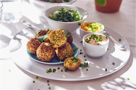 sauce ready - Falafel with dips Stock Photo - Premium Royalty-Free, Code: 659-08905687