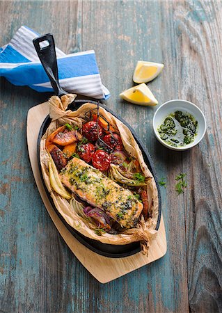 Baked salmon, pumpkin and fennel covered in honey sauce Stock Photo - Premium Royalty-Free, Code: 659-08905922