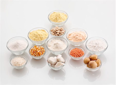 Assorted types of gluten-free flour in bowls Stock Photo - Premium Royalty-Free, Code: 659-08906518