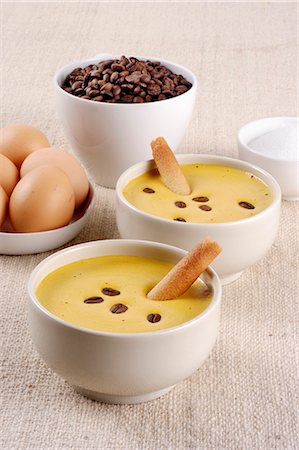 simsearch:659-06306702,k - Coffee zabaione with wafer rolls Stock Photo - Premium Royalty-Free, Code: 659-08906610