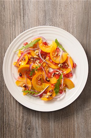simsearch:659-08904079,k - Pumpkin salad with pomegranate seeds and lemon confit Foto de stock - Sin royalties Premium, Código: 659-08902576