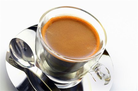 simsearch:659-08896813,k - A simple espresso Photographie de stock - Premium Libres de Droits, Code: 659-08940178