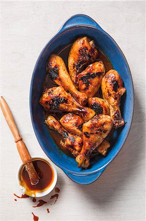 simsearch:659-03535438,k - Chicken in bbq sauce, view from above Stock Photo - Premium Royalty-Free, Code: 659-09124973