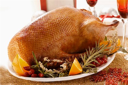 fowl - Roast goose for Christmas Stock Photo - Premium Royalty-Free, Code: 659-01844062