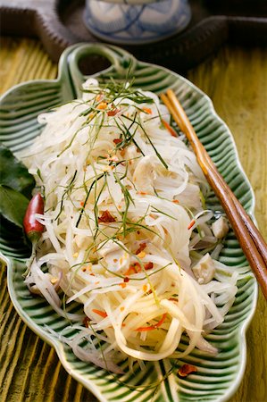 Salad of green papaya with strips of chili pepper Stock Photo - Premium Royalty-Free, Code: 659-01844238