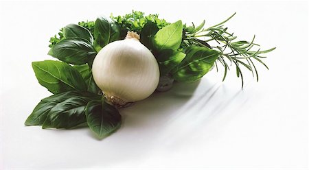 simsearch:659-01848850,k - Fresh herbs and white onion Foto de stock - Sin royalties Premium, Código: 659-01844358