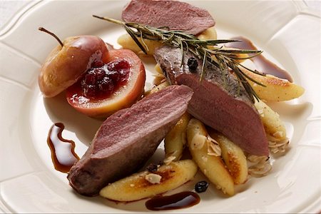 simsearch:659-07958811,k - Venison fillet with potato noodles and cranberry apple Stock Photo - Premium Royalty-Free, Code: 659-01844609