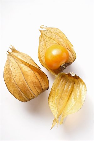 simsearch:659-02213610,k - Physalis with and without calyx Stock Photo - Premium Royalty-Free, Code: 659-01844938