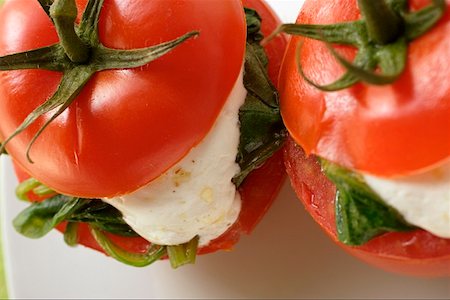 simsearch:659-01860518,k - Tomatoes stuffed with goat's cheese and spinach Stock Photo - Premium Royalty-Free, Code: 659-01845344