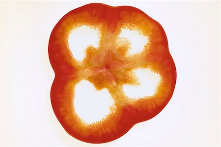 simsearch:659-01845537,k - Slice of red pepper, backlit Foto de stock - Sin royalties Premium, Código: 659-01845529