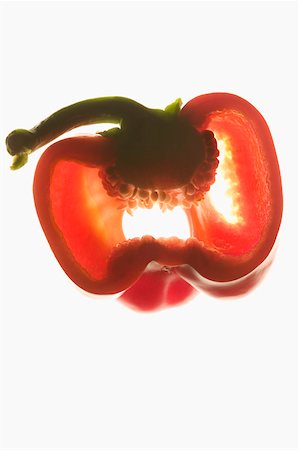 simsearch:659-01861569,k - Poivron rouge, rétro-éclairé Photographie de stock - Premium Libres de Droits, Code: 659-01845590