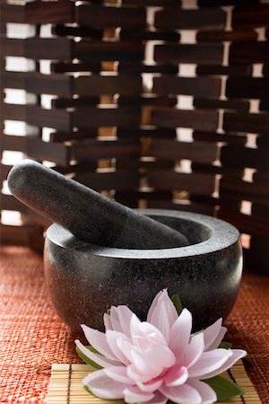 simsearch:659-01846629,k - Mortar with pestle (Asia) Stock Photo - Premium Royalty-Free, Code: 659-01846418