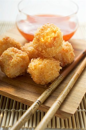 fried shrimp - Breaded shrimp balls with sweet and sour sauce (Asia) Stock Photo - Premium Royalty-Free, Code: 659-01847872