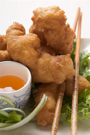simsearch:659-01847449,k - Asian chicken nuggets with apricot sauce Stock Photo - Premium Royalty-Free, Code: 659-01847956